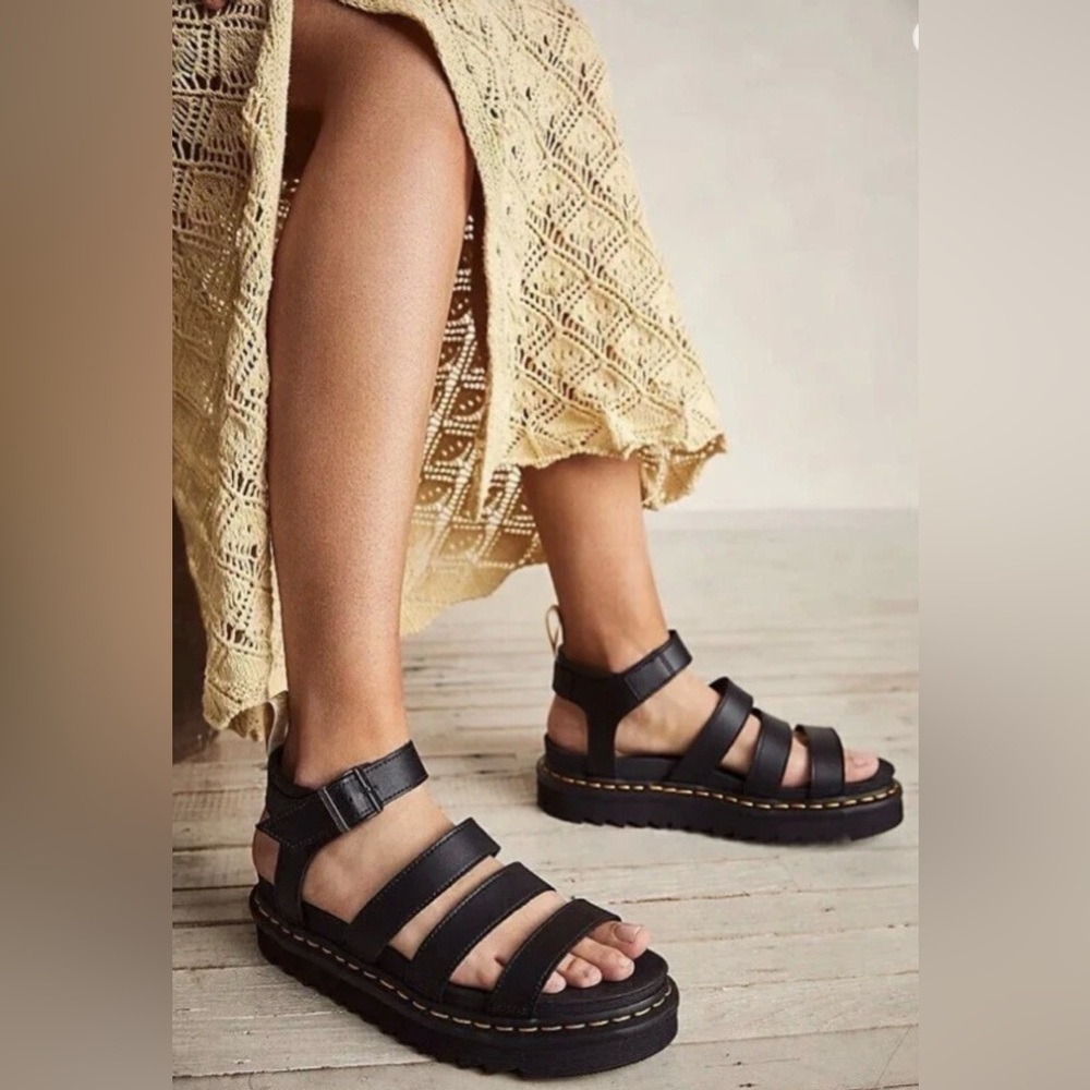 DR. MARTENS Vegan Blaire Gladiator Sandals Women's Size 7 with bouncing soles